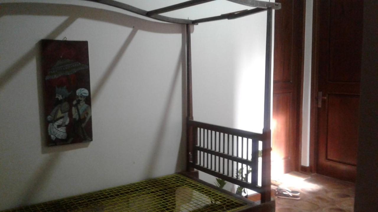 Lawan One Kandy Exterior foto