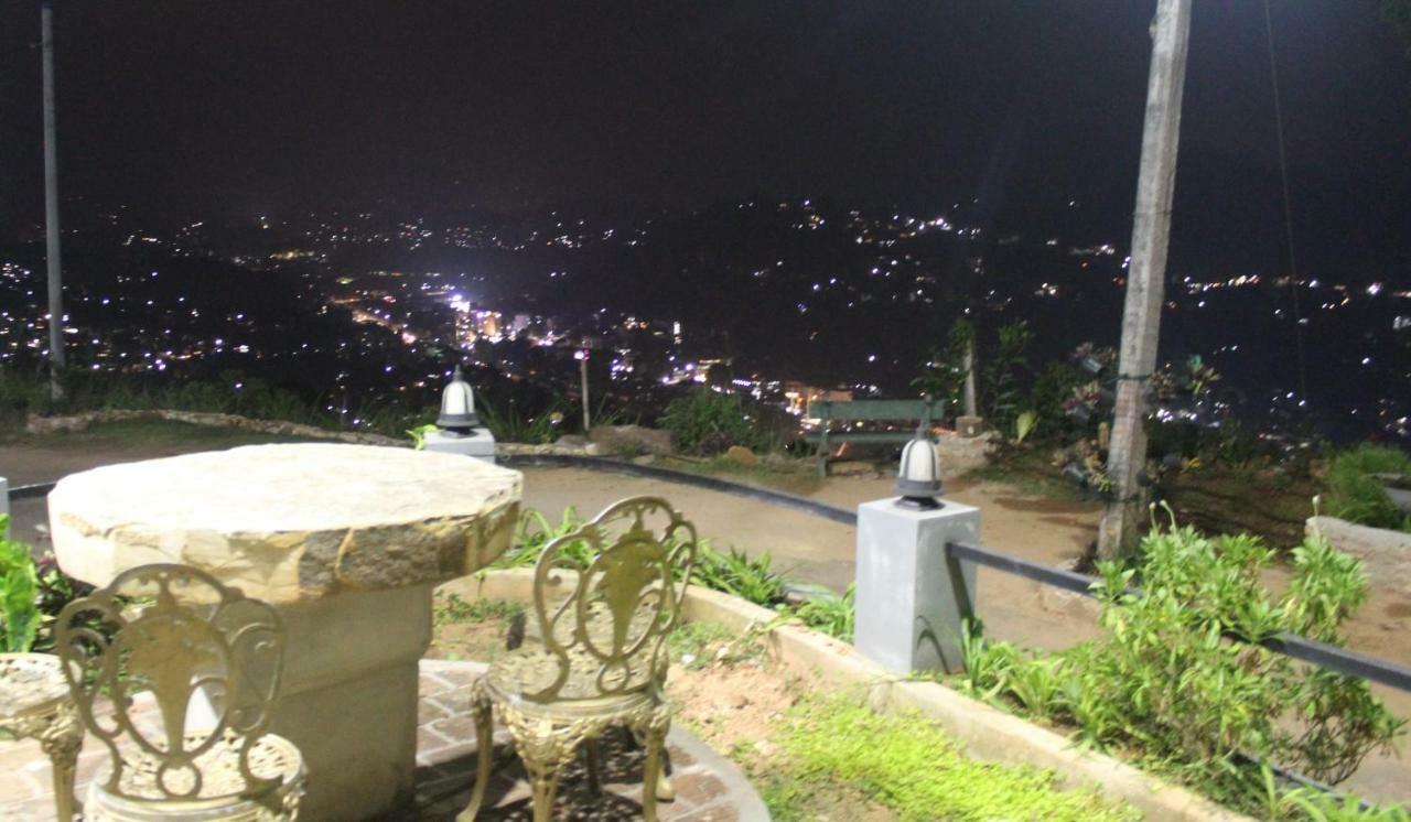 Lawan One Kandy Exterior foto
